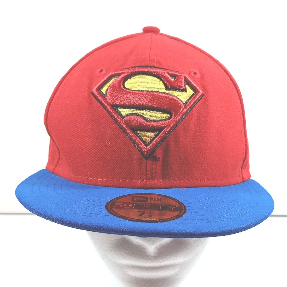New Era Superman 59FIFTY Fitted Hat 7 1/8 Red Blue Good DC Comics Shield Cap